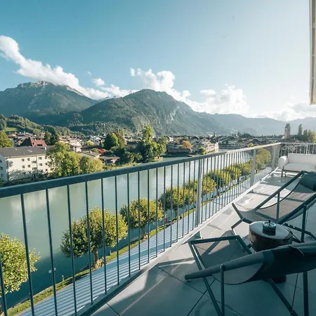 فندق Hop & Unterseen