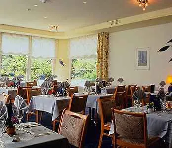 Hotel Hop &