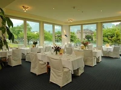 Hotel Hop & 4*