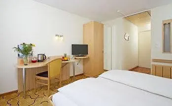 Hop & Hotel Interlaken
