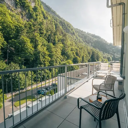 Hop & 4* Unterseen